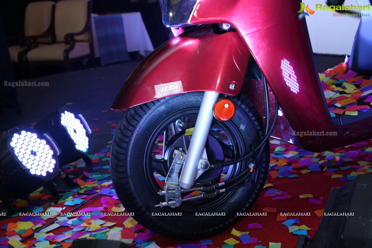 Pullela Gopichand Launches The Hero Motocorp Destini 125