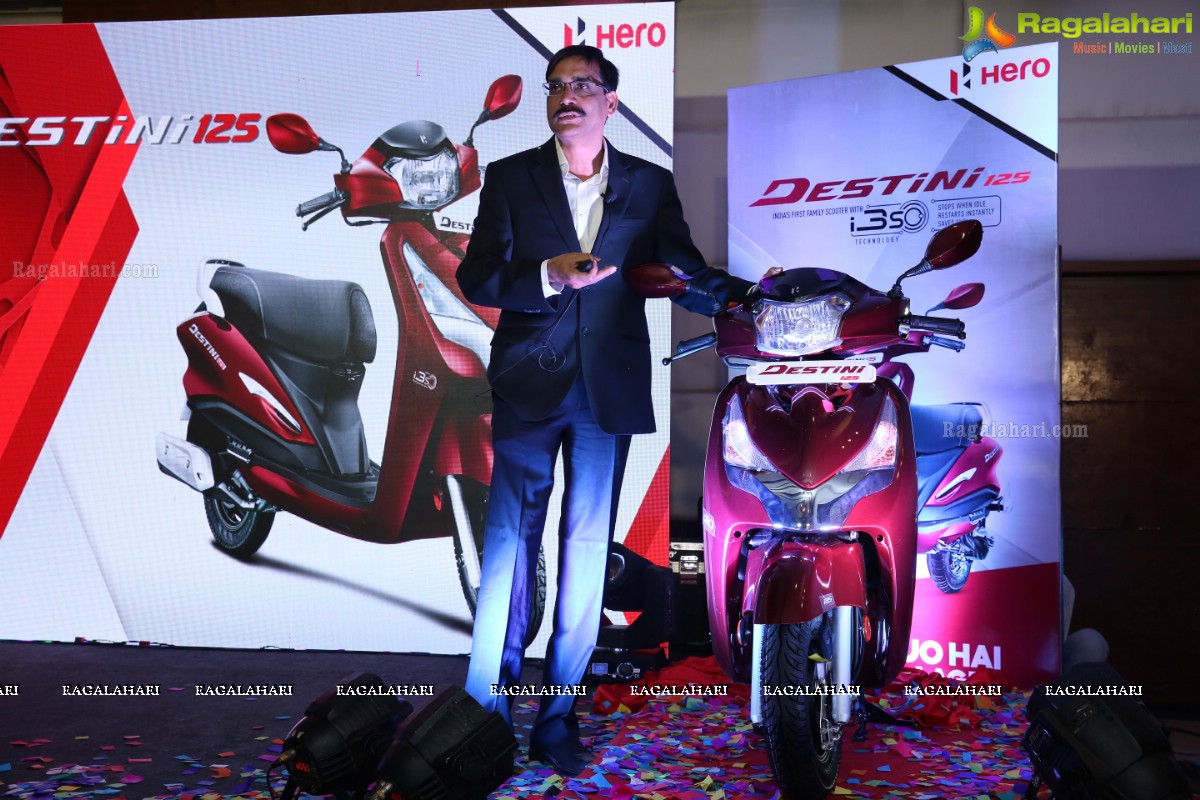 Pullela Gopichand Launches The Hero Motocorp Destini 125