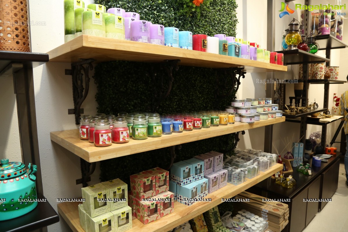 Ripple Fragrances Opens Its ‘Iris Aroma Boutique’ In Hyderabad