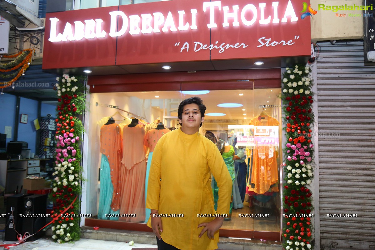 Label Deepali Tholia Opens Its 1st Store In Hyderabad at King Koti X Roads