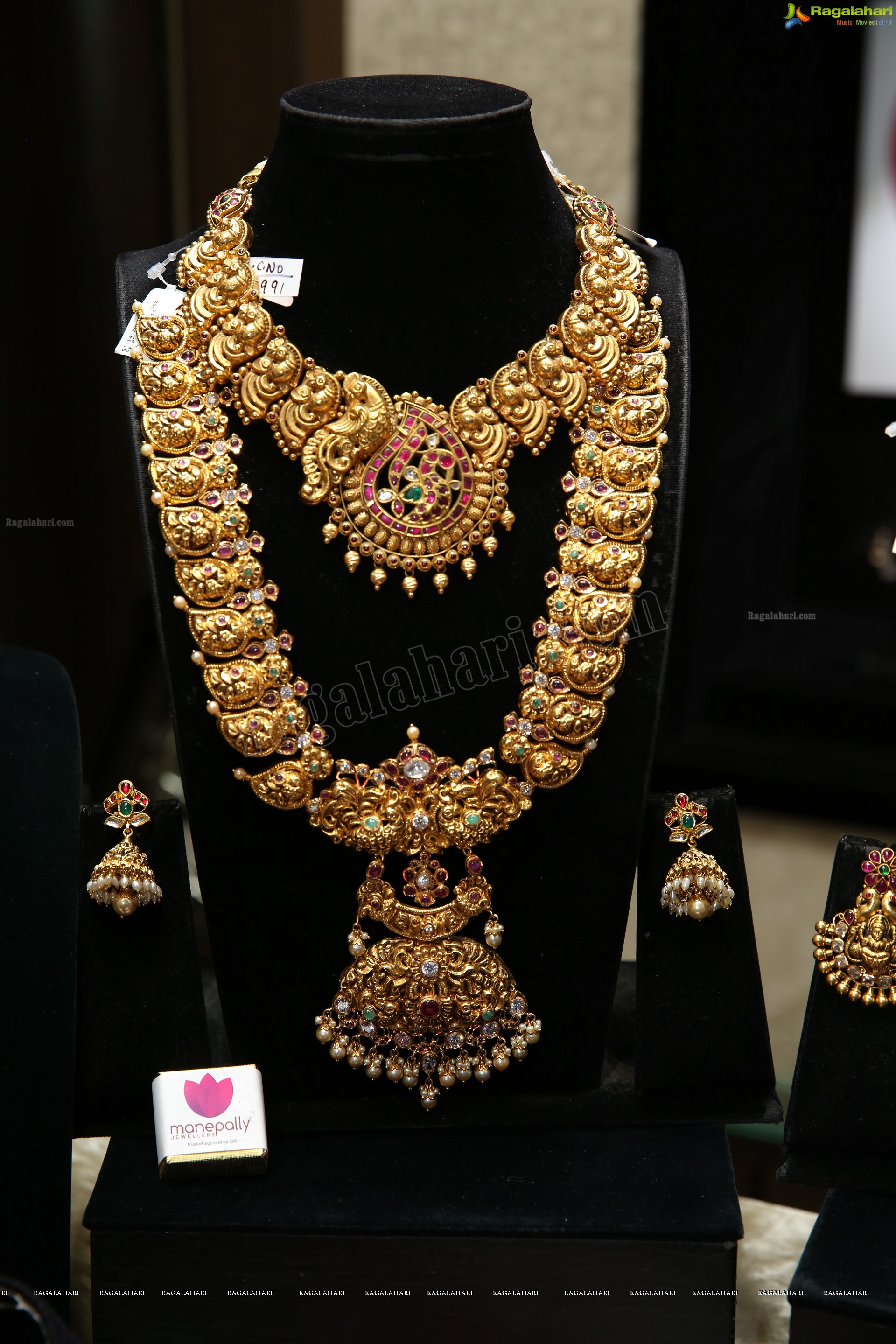 Manepally Jewellers Exclusive Dhanteras Festive Collection Launch 2018