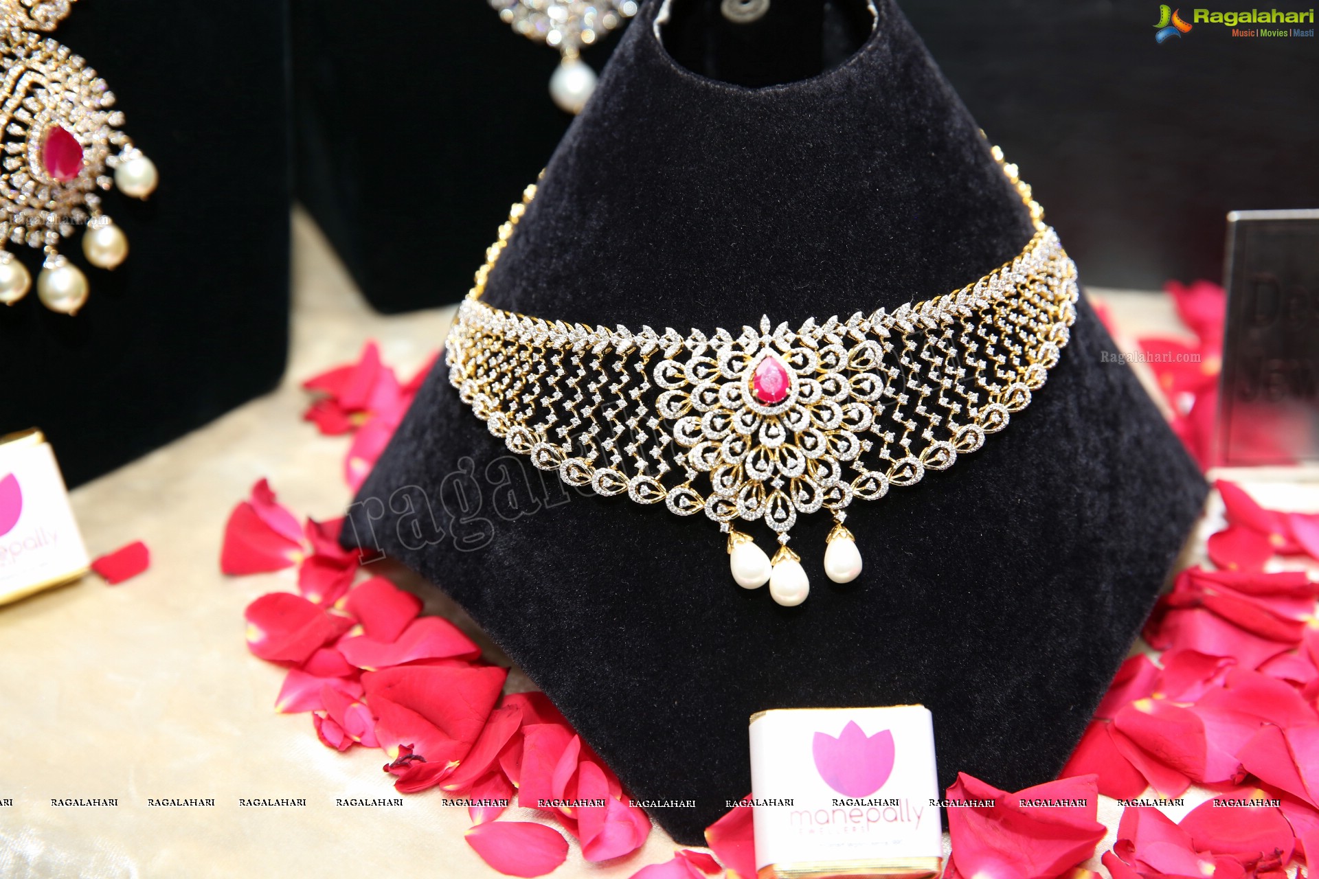 Manepally Jewellers Exclusive Dhanteras Festive Collection Launch 2018