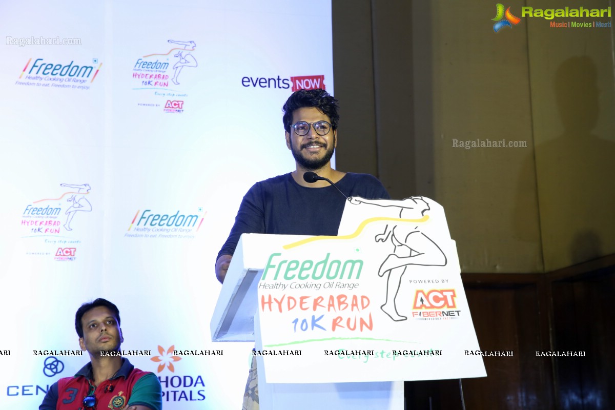 Unveiling the Race T-Shirt and Finishers Medals for Freedom Hyderabad 10K Run 2018