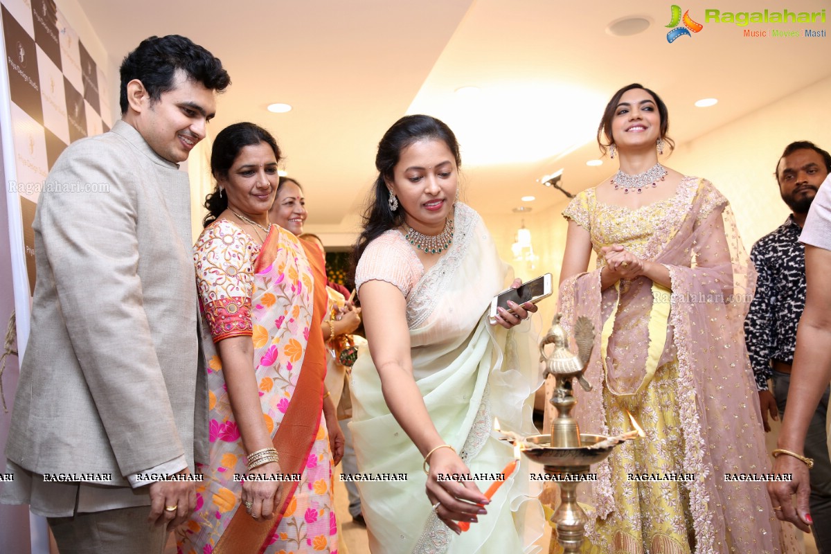 Tollywood Actress Ritu Varma Inaugurates ‘Priya Design Studio’ @ Jubilee Hills