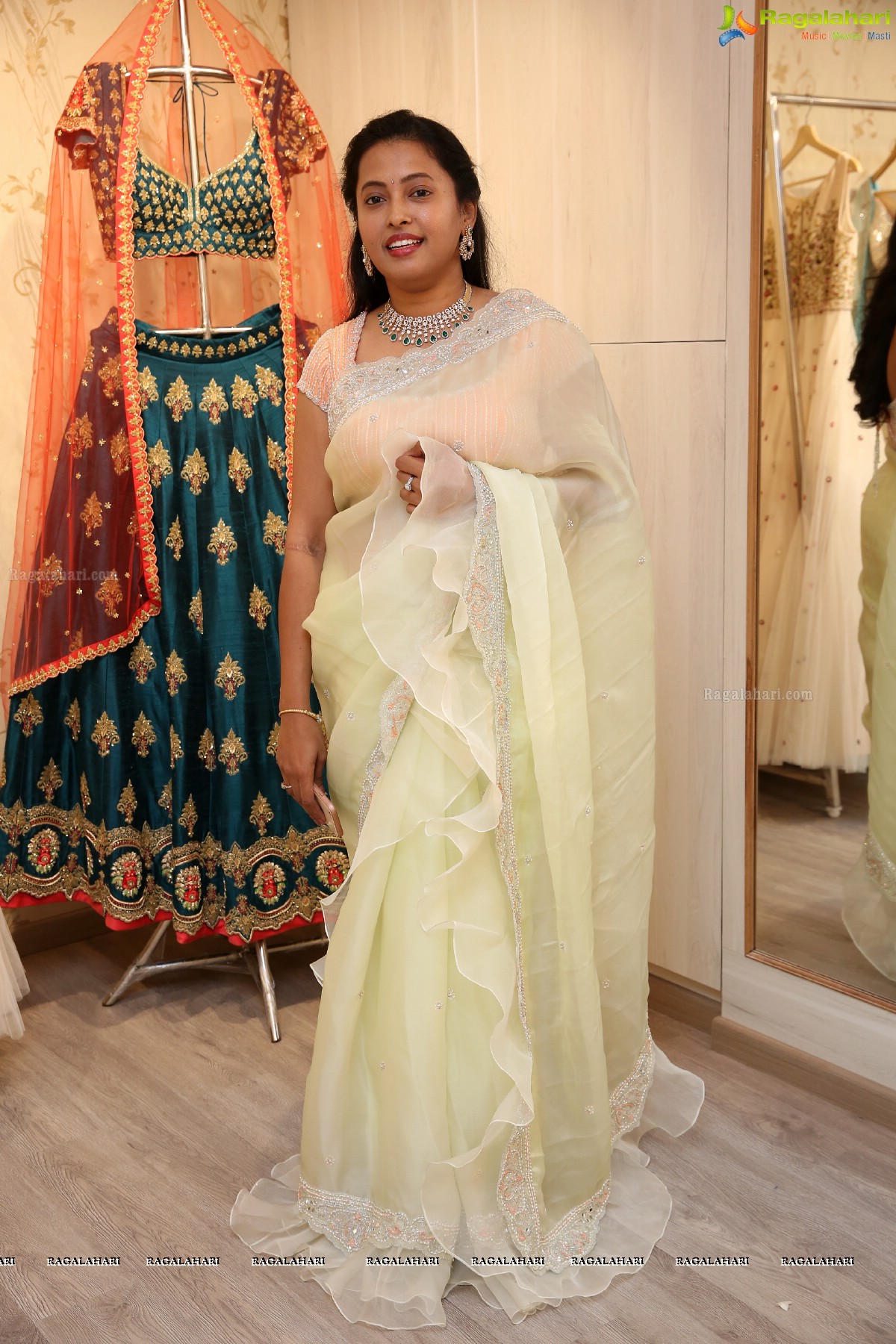 Tollywood Actress Ritu Varma Inaugurates ‘Priya Design Studio’ @ Jubilee Hills