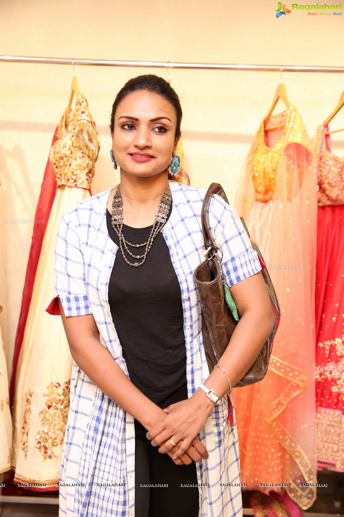 Tollywood Actress Ritu Varma Inaugurates ‘Priya Design Studio’ @ Jubilee Hills