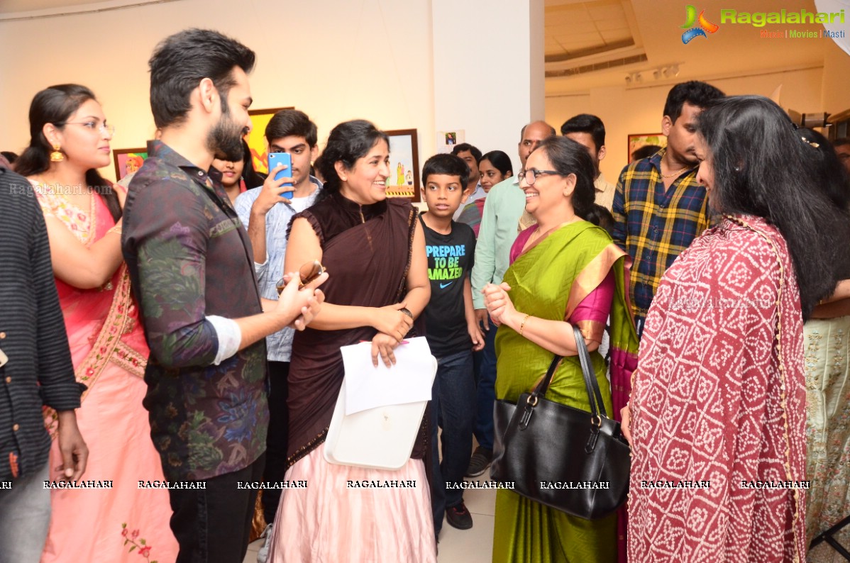 Hero Ram Inaugurates ‘Heartists Arti Mahotsav’ Gallery at State Art Gallery