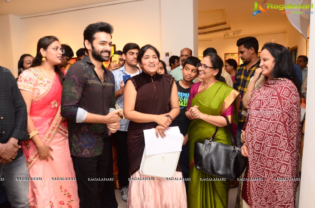 Hero Ram Inaugurates ‘Heartists Arti Mahotsav’ Gallery at State Art Gallery