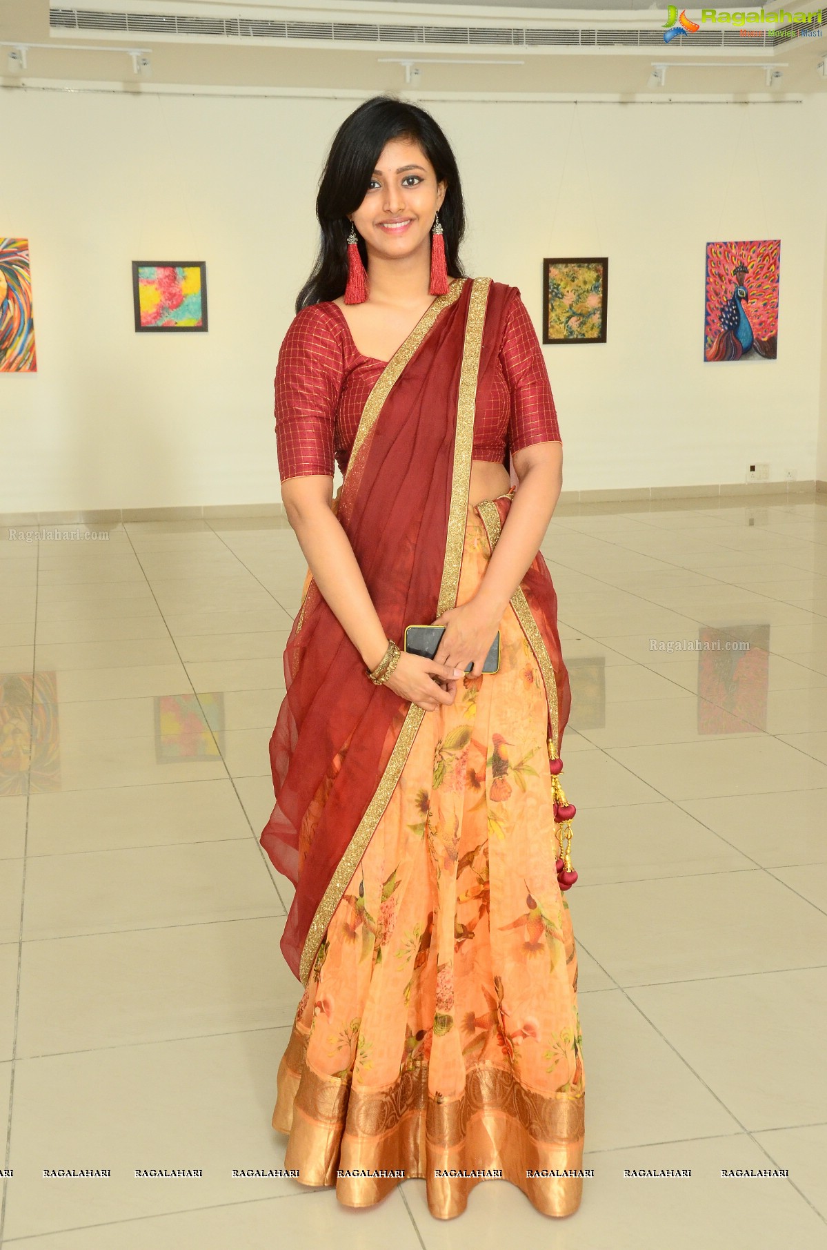 Hero Ram Inaugurates ‘Heartists Arti Mahotsav’ Gallery at State Art Gallery