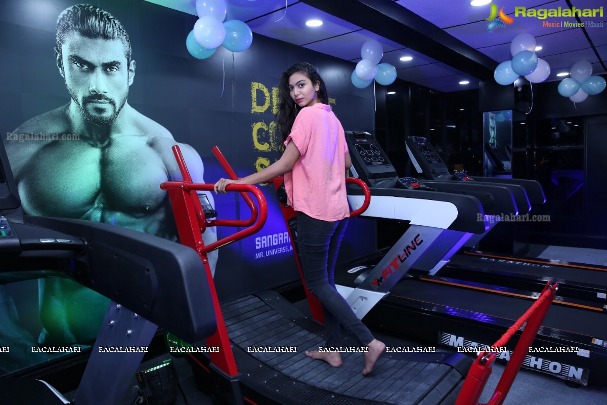 Mr. Universe World Championship & Indian Body Builder Sangram Chougule Launches Solitaire Fitness plus