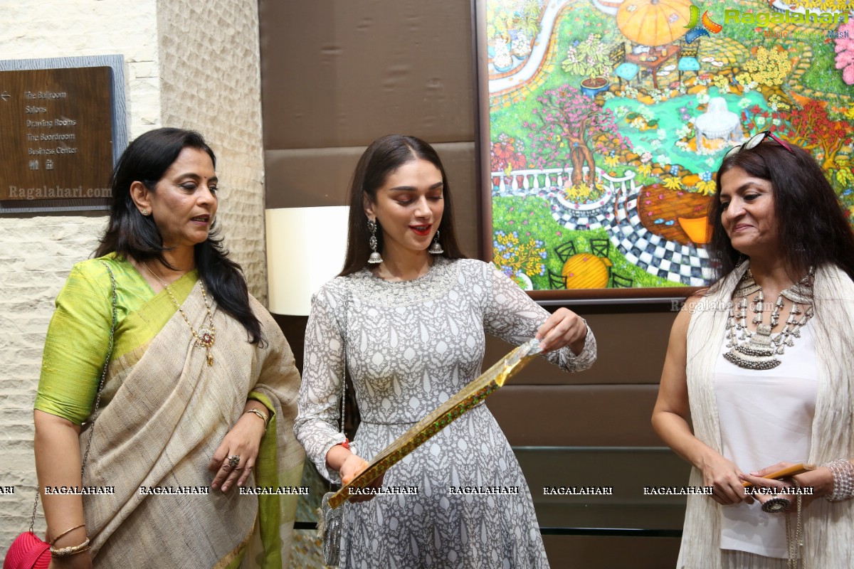 Shrishti Art Gallery - Recent Works by Vallery Puri at Park Hyatt 