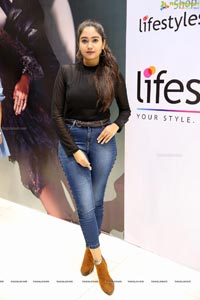 Tiger Shroff at Newly Launched Lifestyle Store