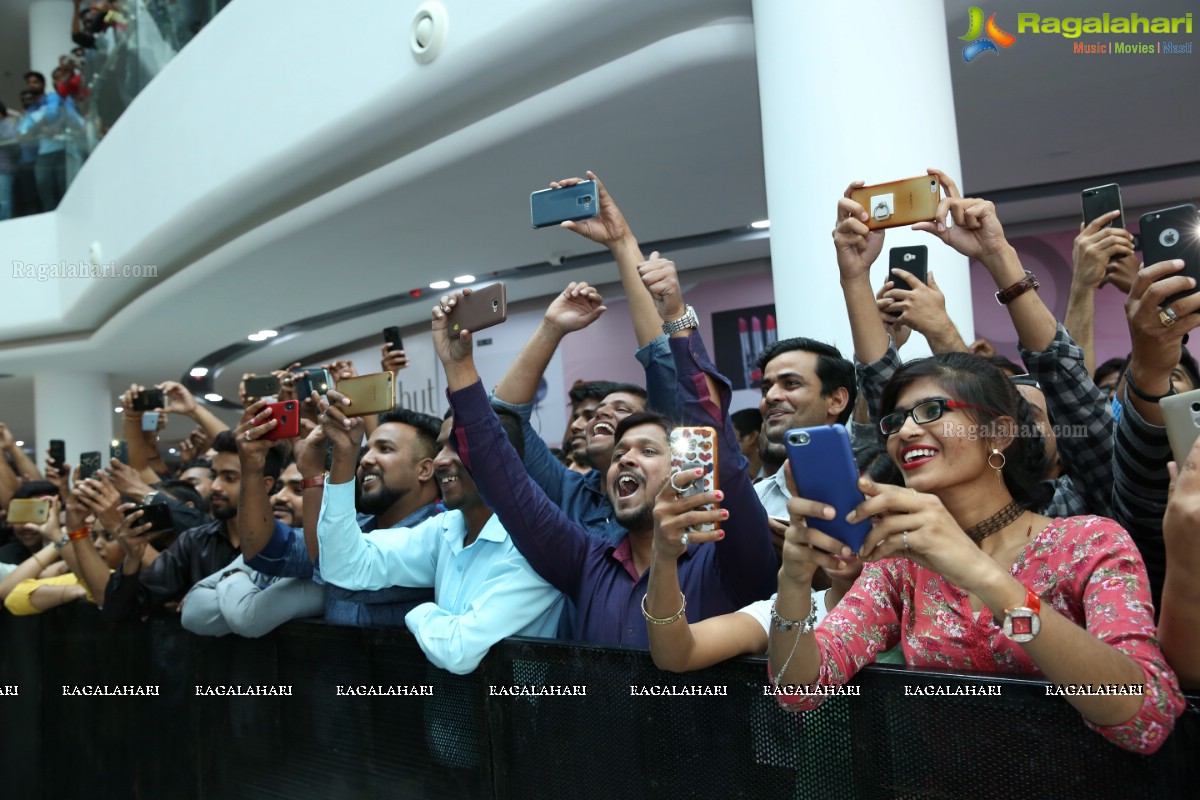 Tiger Shroff at The Grand Opening of Lifestyle New Store at Sarath City Capital Mall