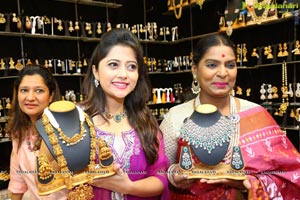 Trendz Expo Begins at Taj Krishna