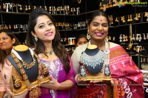 Trendz Expo Begins at Taj Krishna