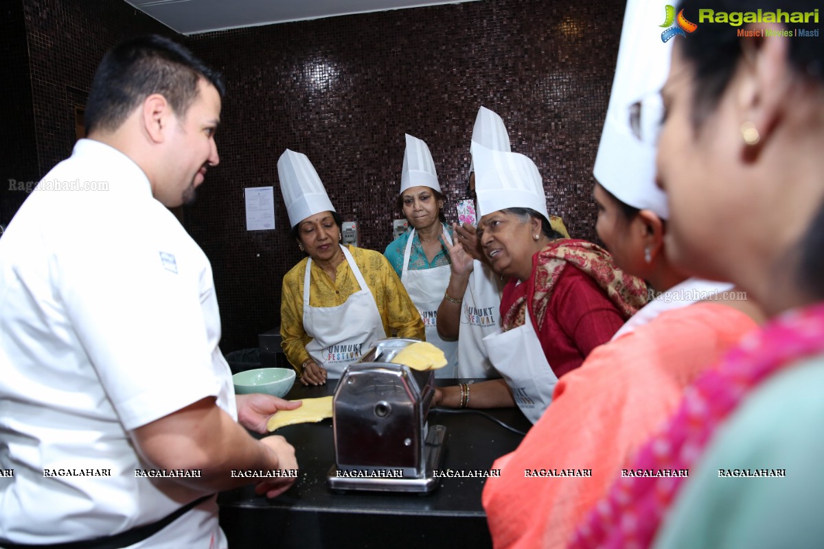 Seniors Enjoy Restaurant Kitchen Experience at Unmukt Festival - Westin CookFest