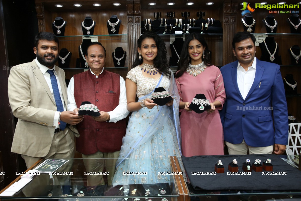 Utsav Bazar Exclusive Fashion Expo 2018 Begins at Taj Krishna