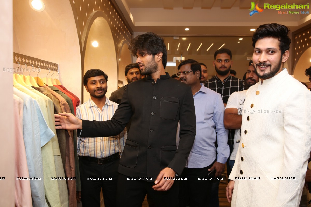 Vijay Devarakonda Launches Raamz Designer Store