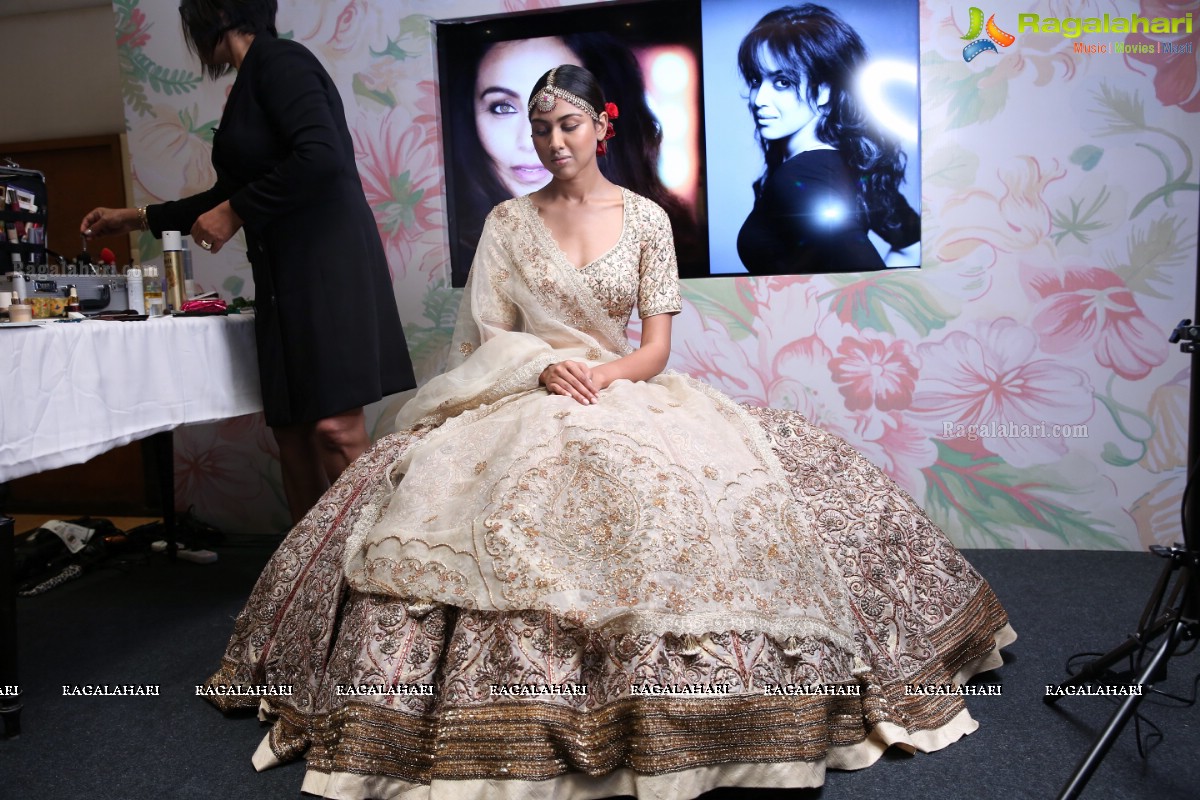 The Vogue Wedding Trunk Show Inaugurated by Pinky Reddy @ Taj Krishna