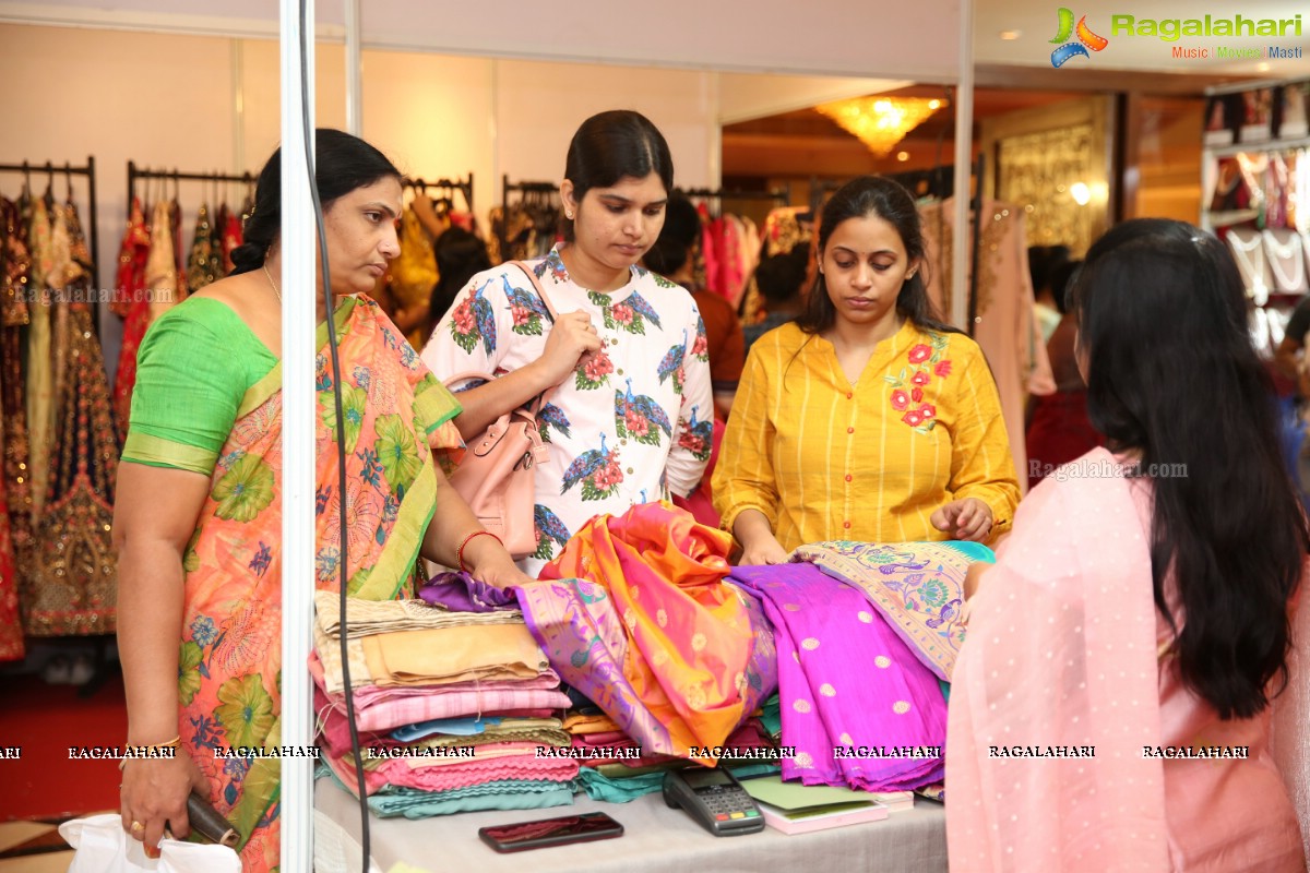 Akritti Elite Exhibition and Sale Kick started at Taj Krishna