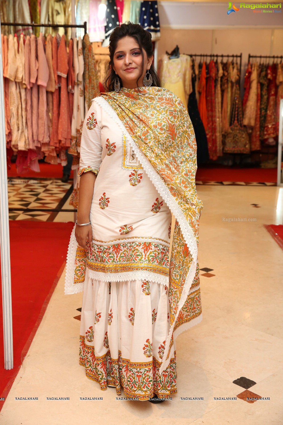 Akritti Elite Exhibition and Sale Kick started at Taj Krishna