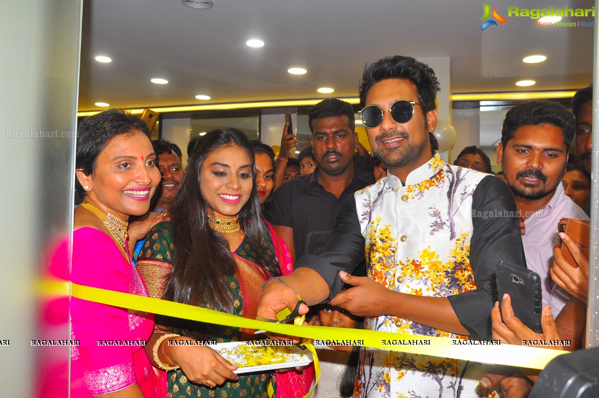 Be You Family Salon Launch at Kazipet by Varun Sandesh