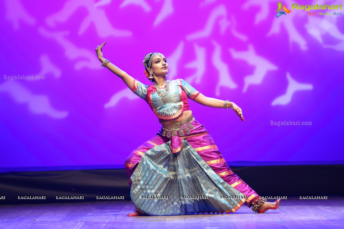 Drishya Kavya by Yamini Reddy and Group at Ravindra Bharathi