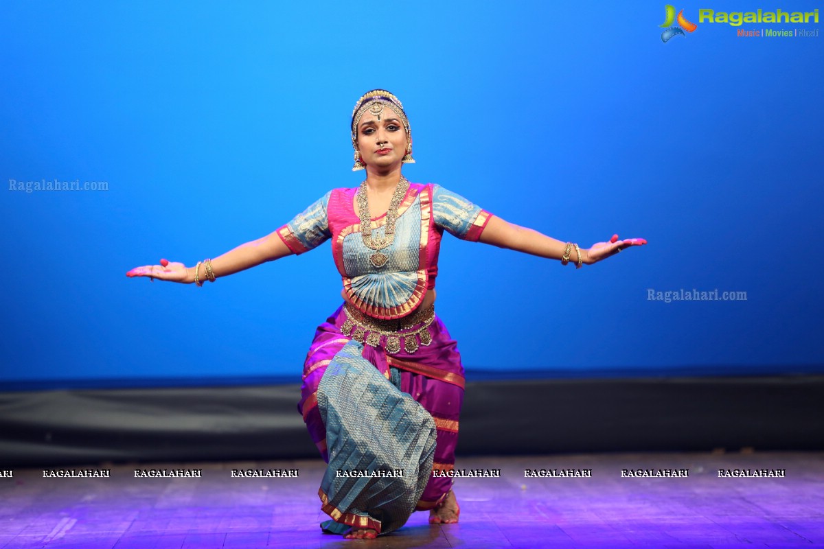 Drishya Kavya by Yamini Reddy and Group at Ravindra Bharathi