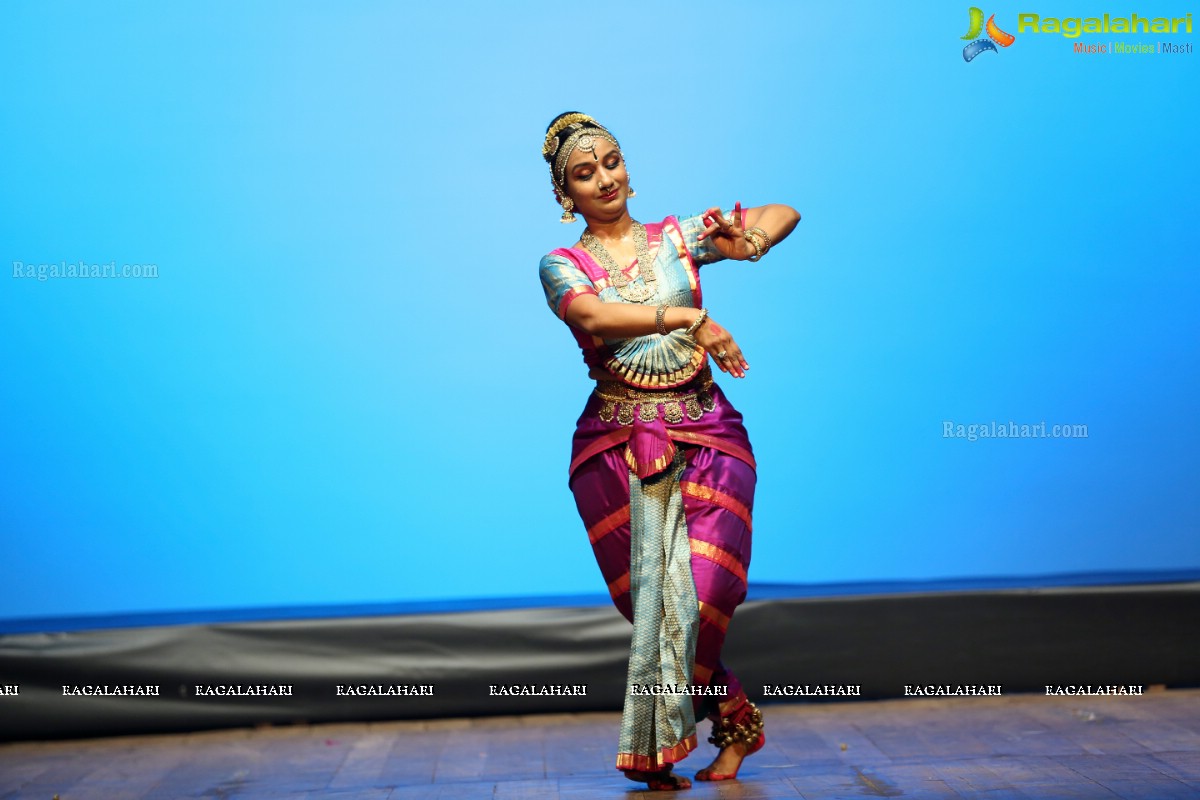 Drishya Kavya by Yamini Reddy and Group at Ravindra Bharathi