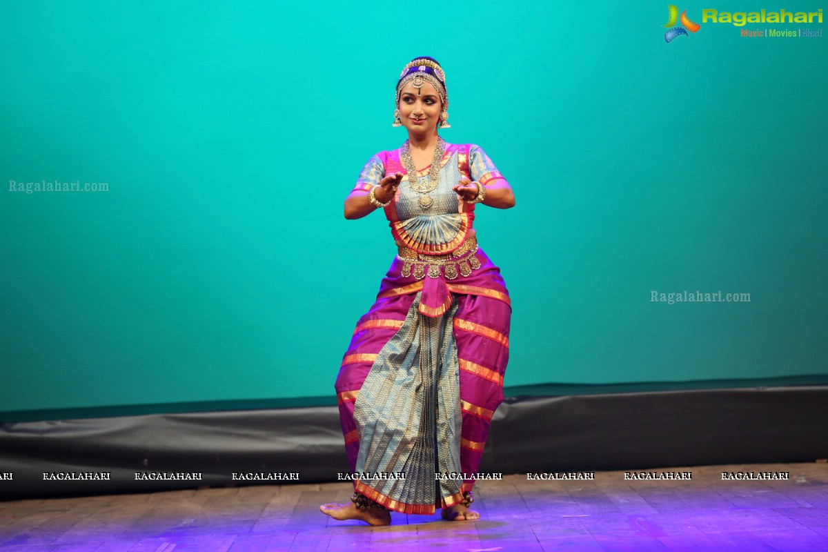 Drishya Kavya by Yamini Reddy and Group at Ravindra Bharathi