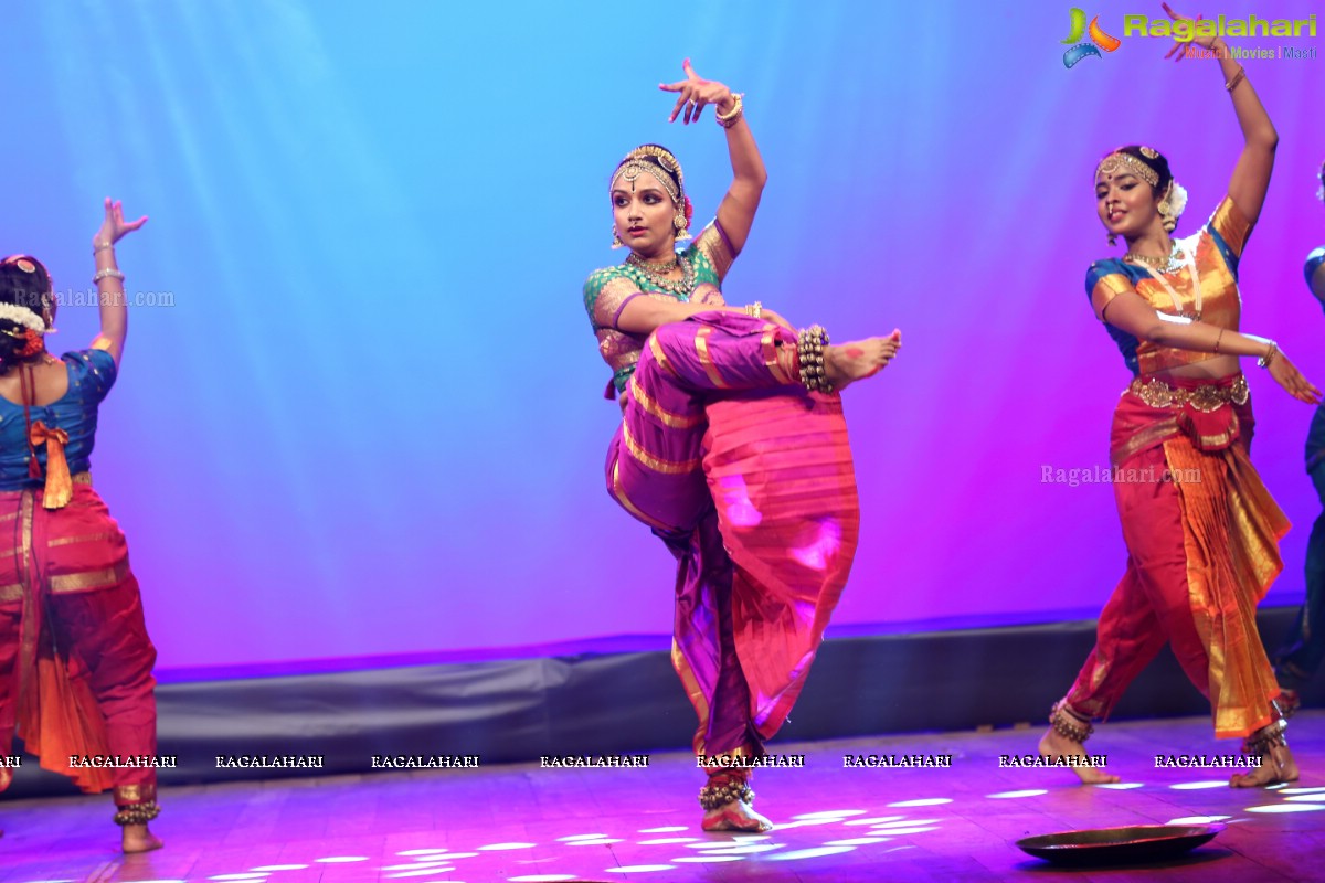 Drishya Kavya by Yamini Reddy and Group at Ravindra Bharathi