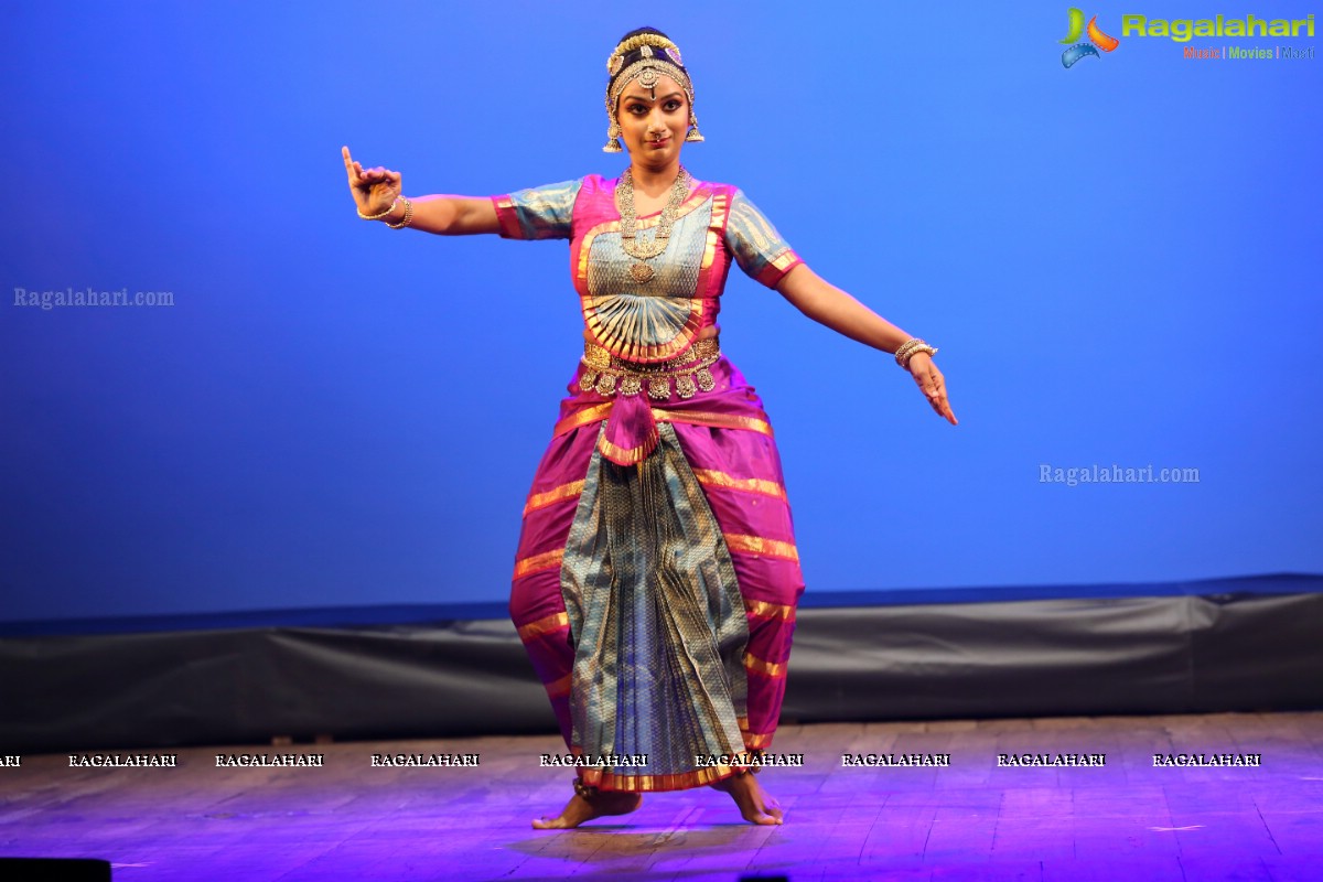 Drishya Kavya by Yamini Reddy and Group at Ravindra Bharathi