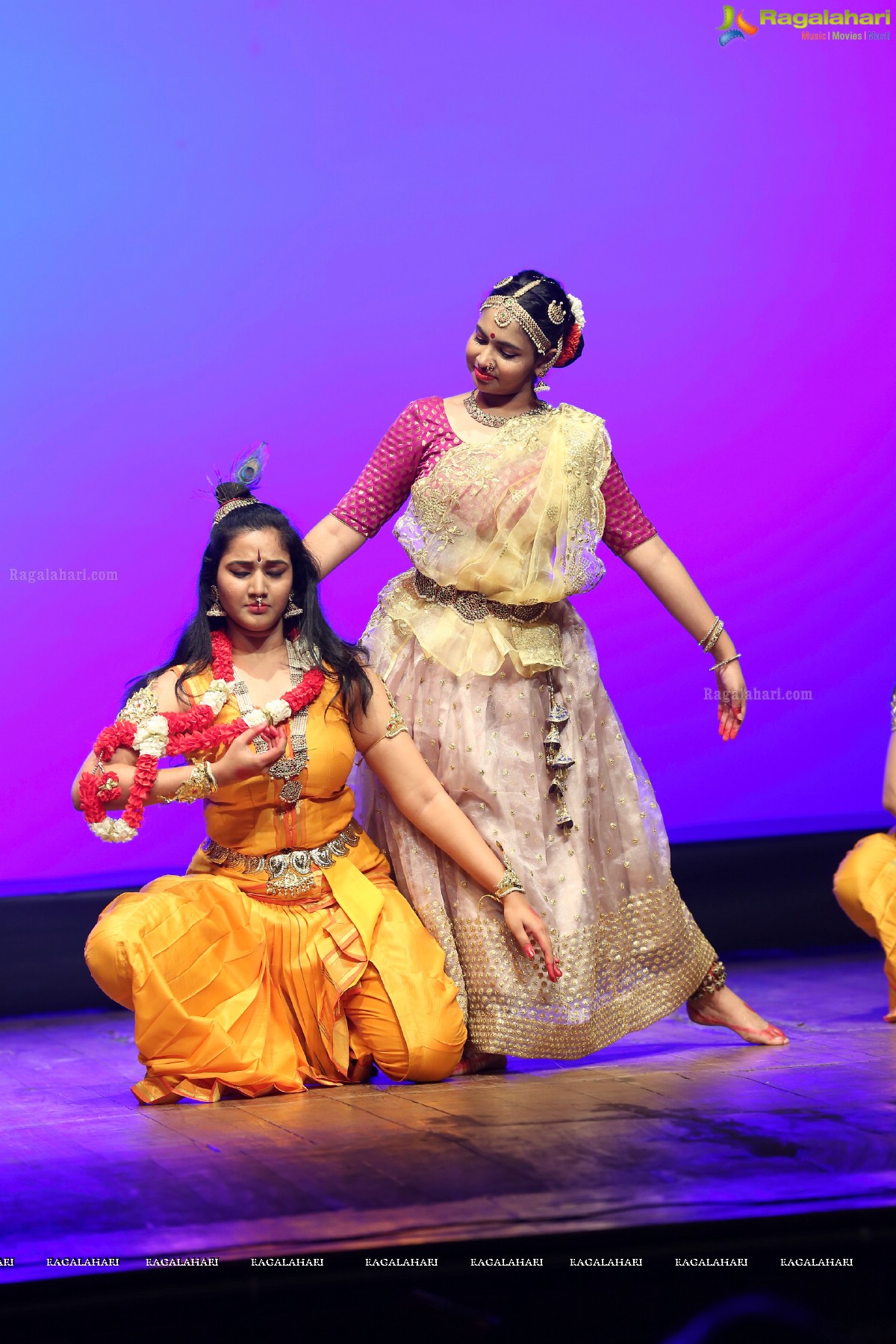 Drishya Kavya by Yamini Reddy and Group at Ravindra Bharathi