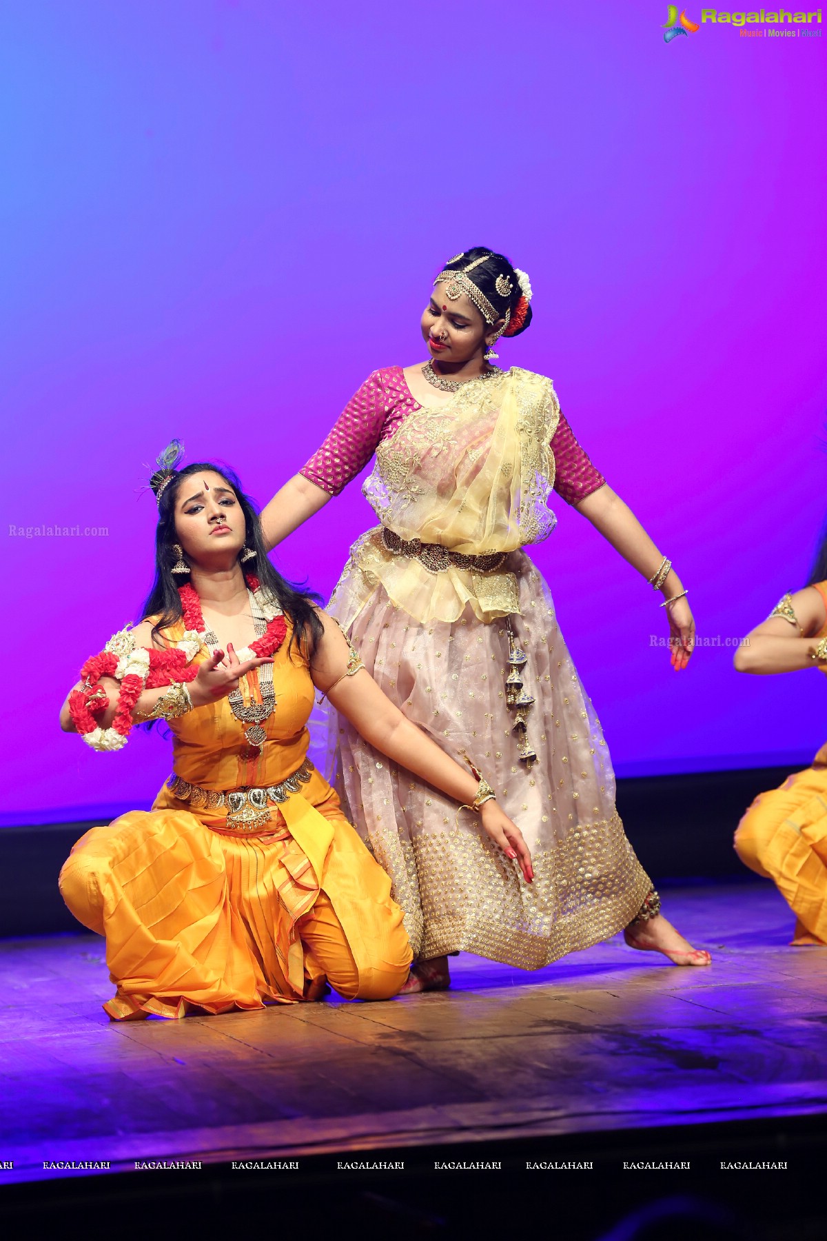 Drishya Kavya by Yamini Reddy and Group at Ravindra Bharathi