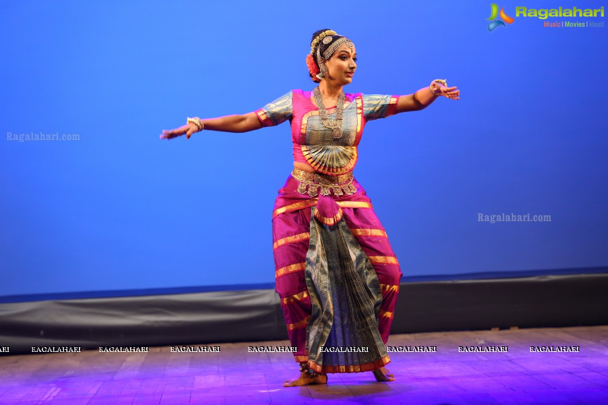 Drishya Kavya by Yamini Reddy and Group at Ravindra Bharathi