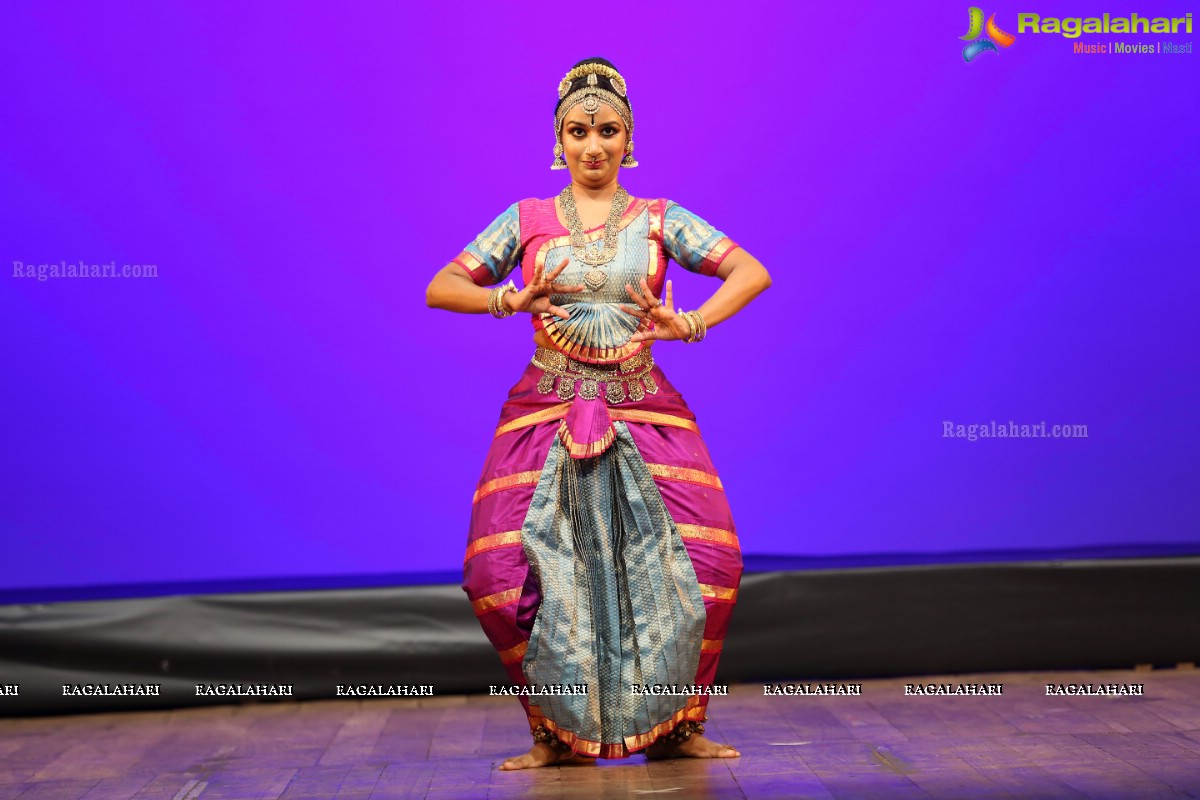 Drishya Kavya by Yamini Reddy and Group at Ravindra Bharathi