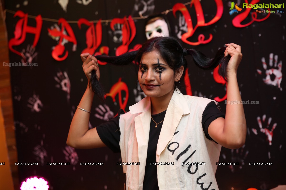 Halloween Costume Party 2019 By Lakhotia College of Design