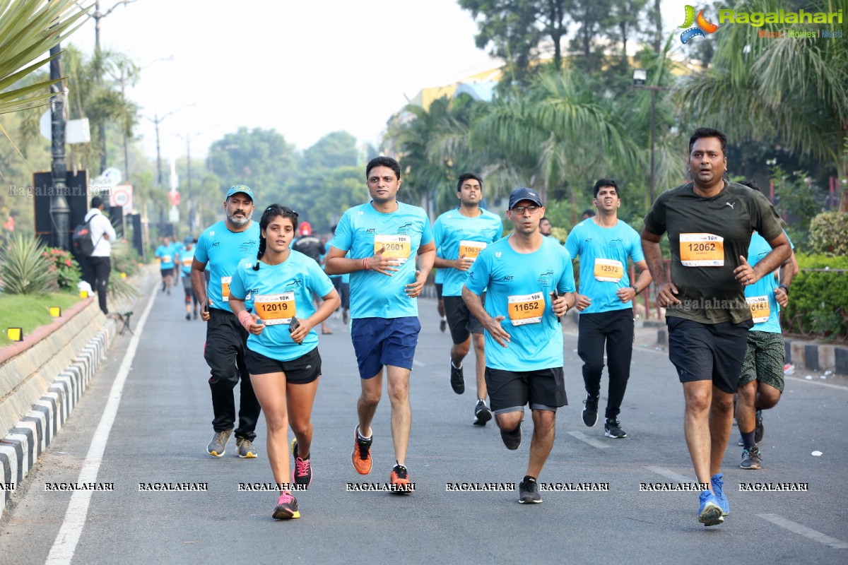 Hyderabad 10k Run 2019 Flag Off