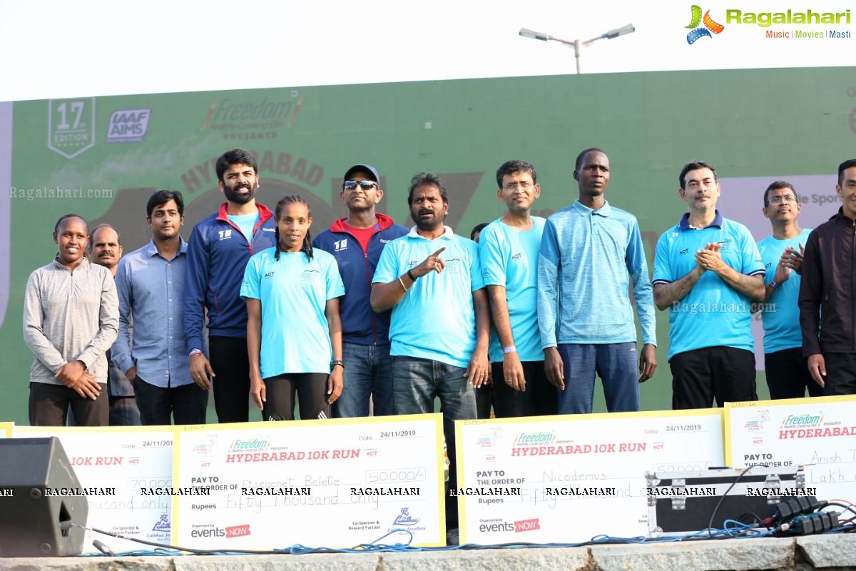 Hyderabad 10k Run 2019 Flag Off