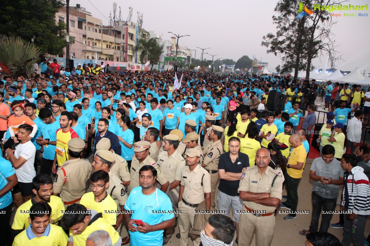 Hyderabad 10k Run 2019 Flag Off