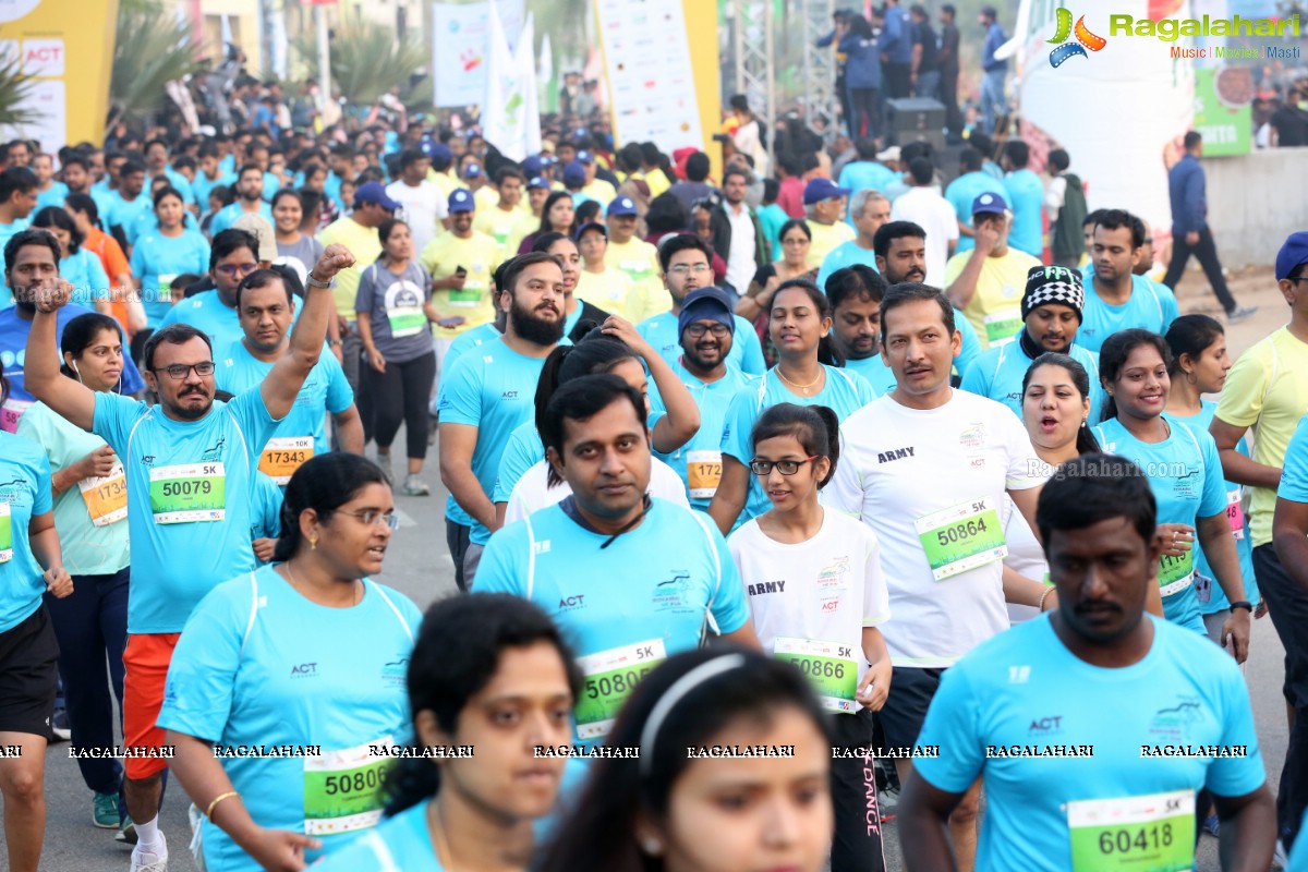 Hyderabad 10k Run 2019 Flag Off