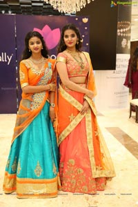 Manepally Jewellers Kukatpally Showroom Curtain Raiser