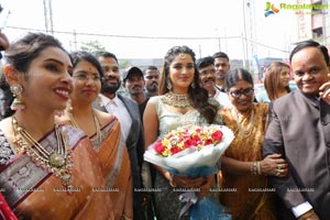 Manepally Jewellers Launches its New Showroom at Kukatpally