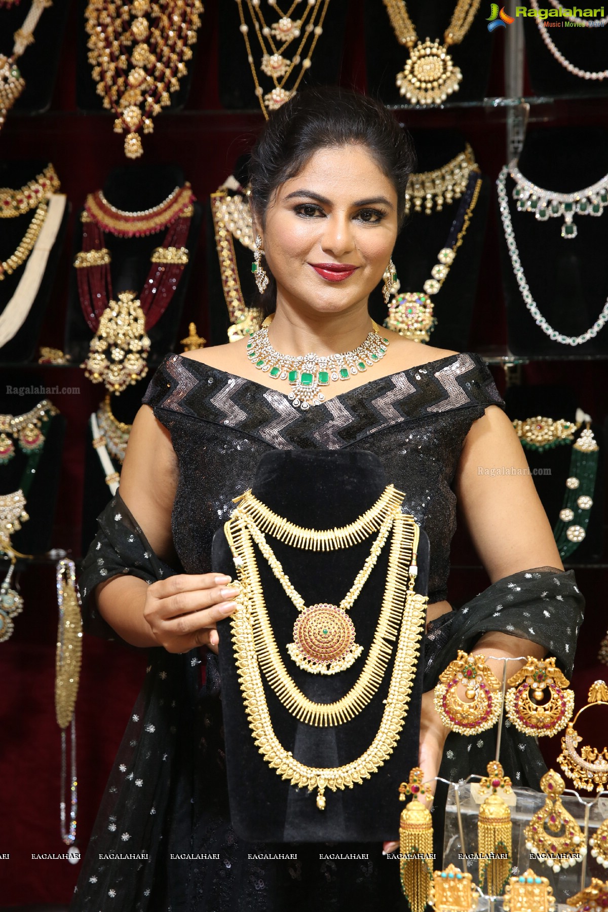 Melodrama Designer Expo Begins at Taj Krishna