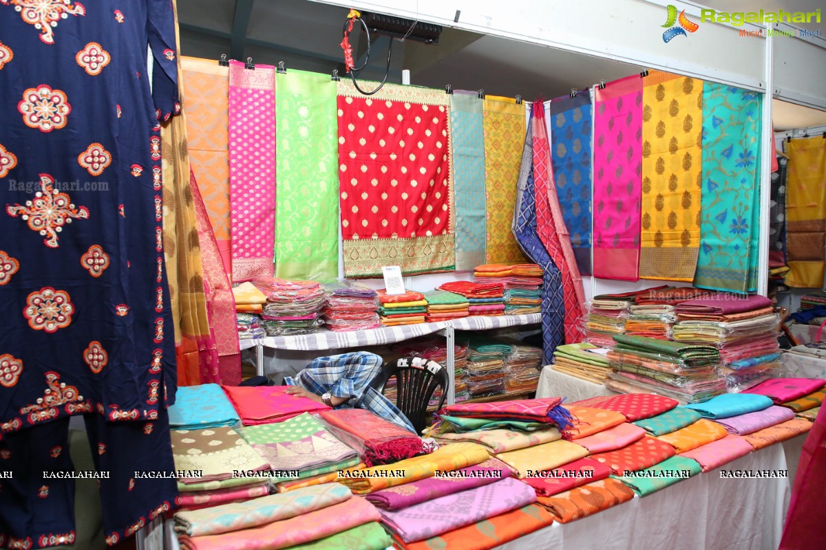 National Silk Expo-2019 Begins at Sri Satya Sai Nigamagamam