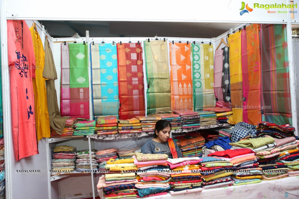 National Silk Expo-2019 Begins at Sri Satya Sai Nigamagamam