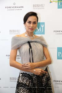 PMJ Jewels Presents New Designs from the Forevermark Artemis