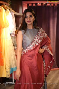 Reina's X Carve Exclusive Fashion Exhibition Curtain Raiser