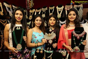 Sutraa Lifestyle Exhibition at Taj Krishna