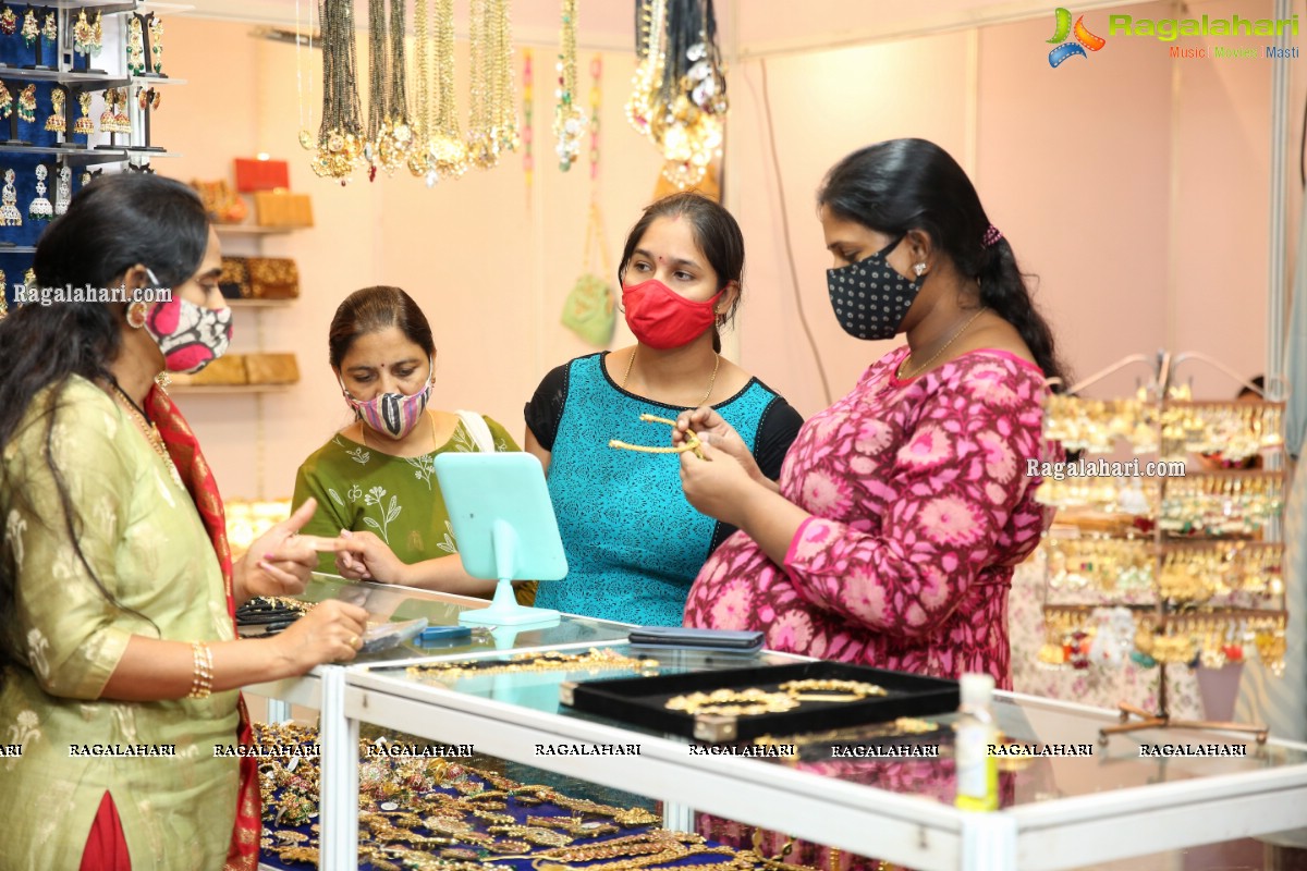 Akriti Elite Exhibition and Sale Begins at Taj Deccan 